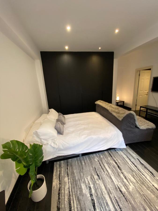Beautiful Modern Studio In High Street Kensington Apartment ลอนดอน ภายนอก รูปภาพ