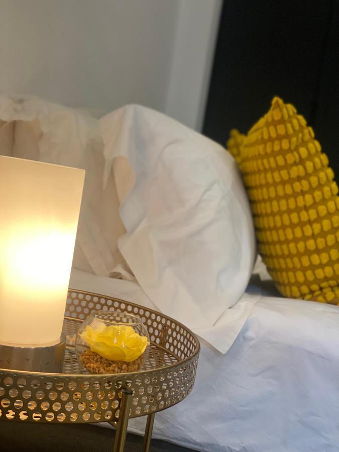 Beautiful Modern Studio In High Street Kensington Apartment ลอนดอน ภายนอก รูปภาพ